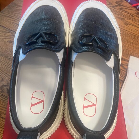 Valentino VLogo Signature Round Toe Sneakers main image 10